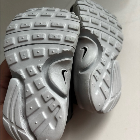 Infant Nike Shoes π€βοΈ - Picture 4 of 9